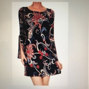 Ariela USA long-sleeve mini dress. New.